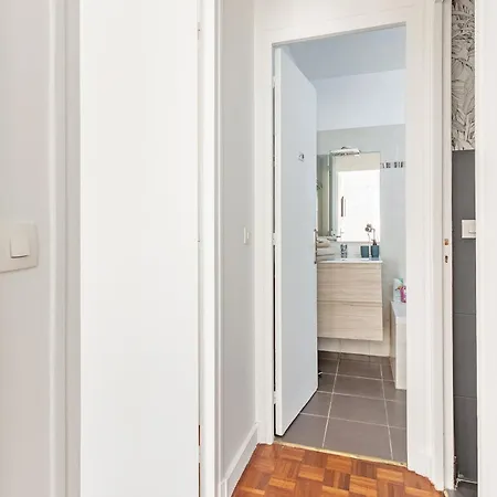 Lovely Flat Avenue Foche Appartamento