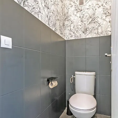 Lovely Flat Avenue Foche Appartamento