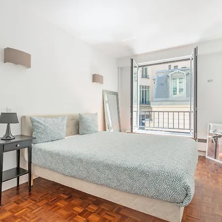 Appartamento Lovely Flat Avenue Foche Parigi